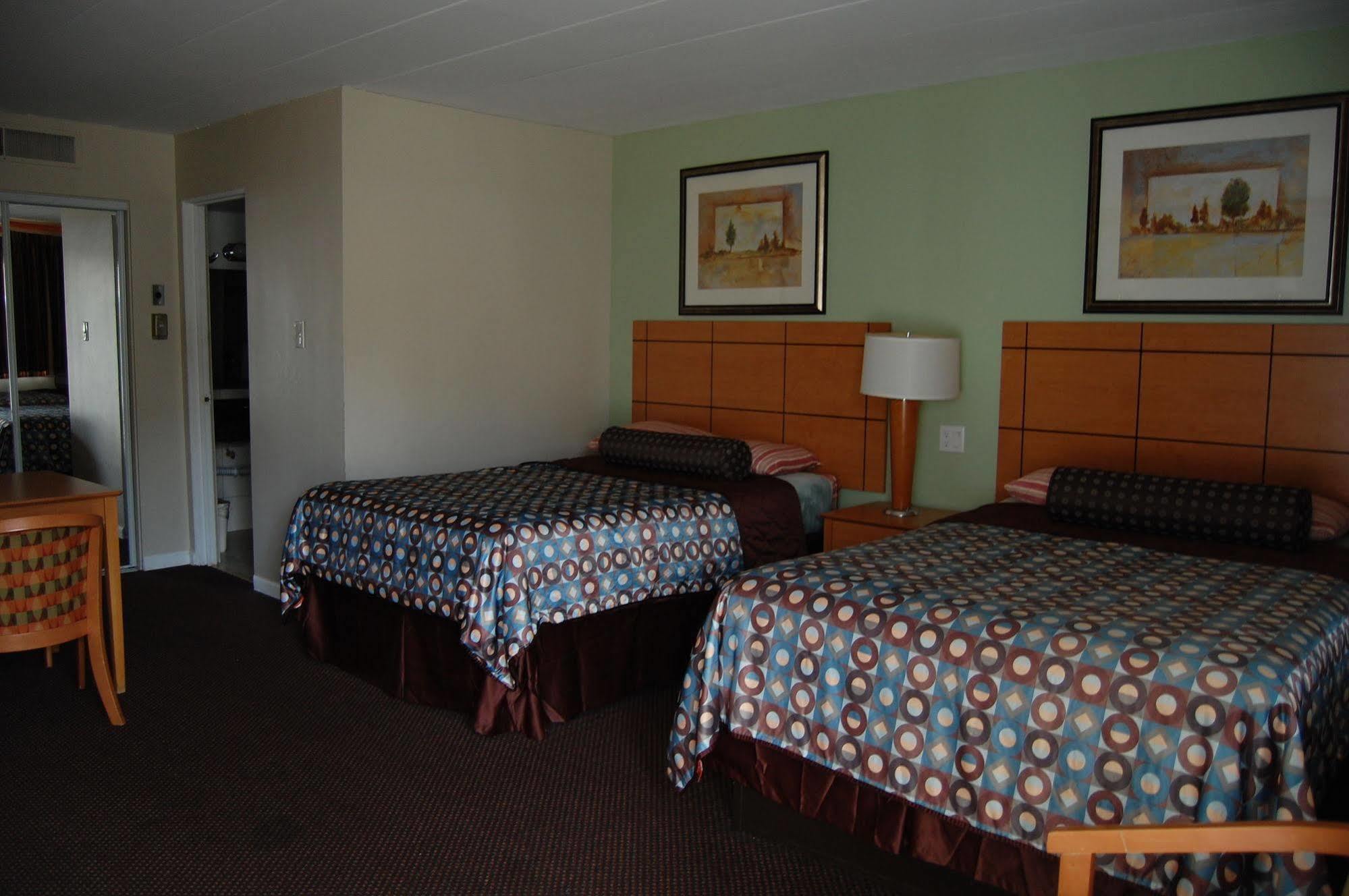 Colony Motel Brookfield Zewnętrze zdjęcie